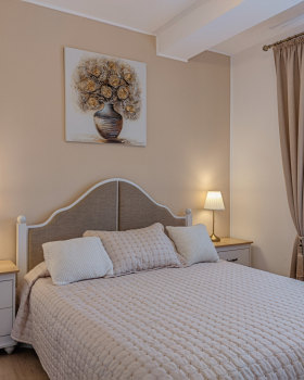 Rahova Apartment (for Airbnb)