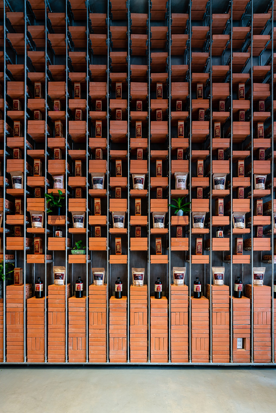 Organicare商品展示间,越南 / Tropical Space-20