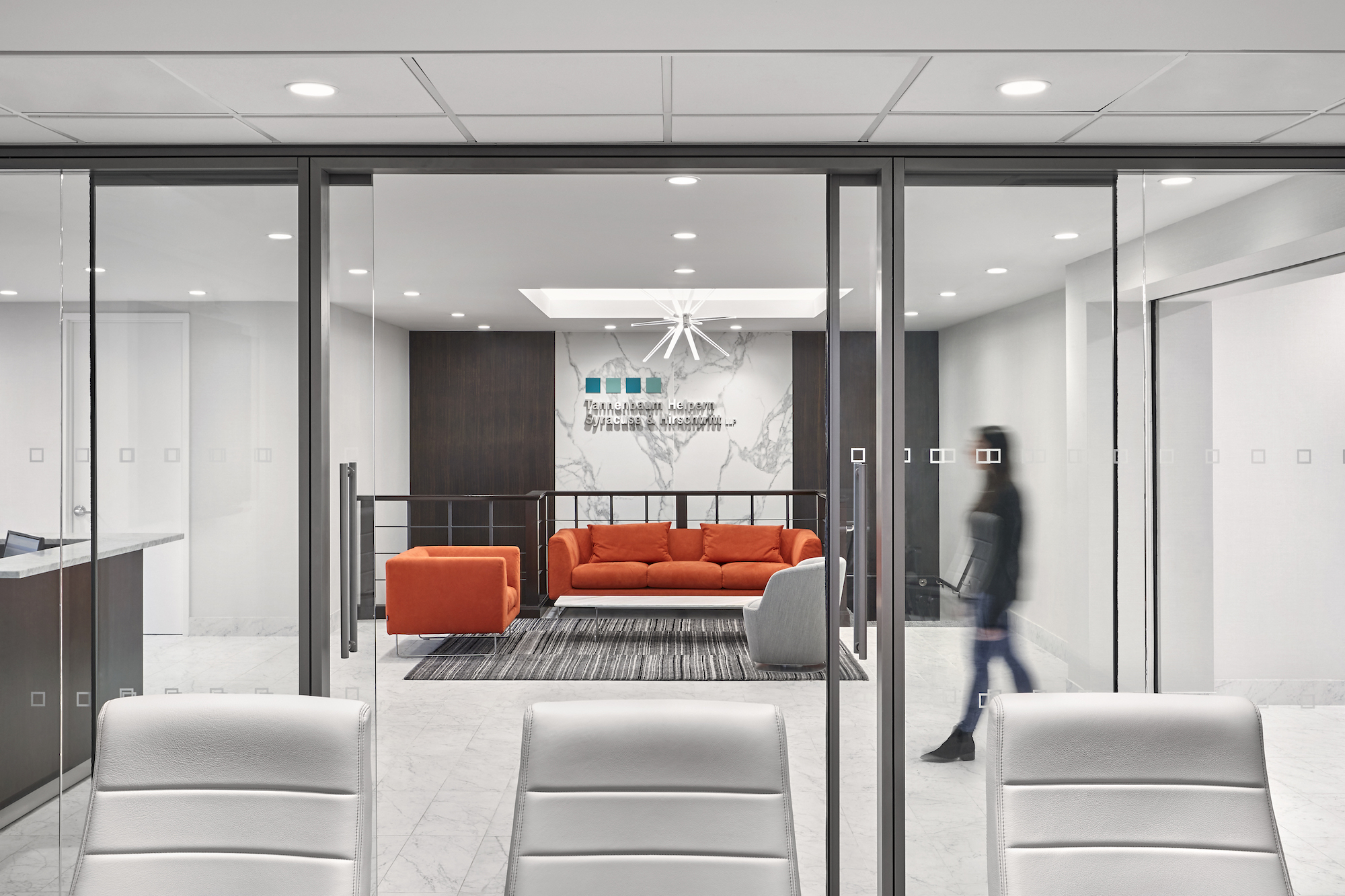 致敬传统，创新办公——MKDA 重塑 Tannenbaum Helpern Syracuse & Hirschtritt 办公室-11