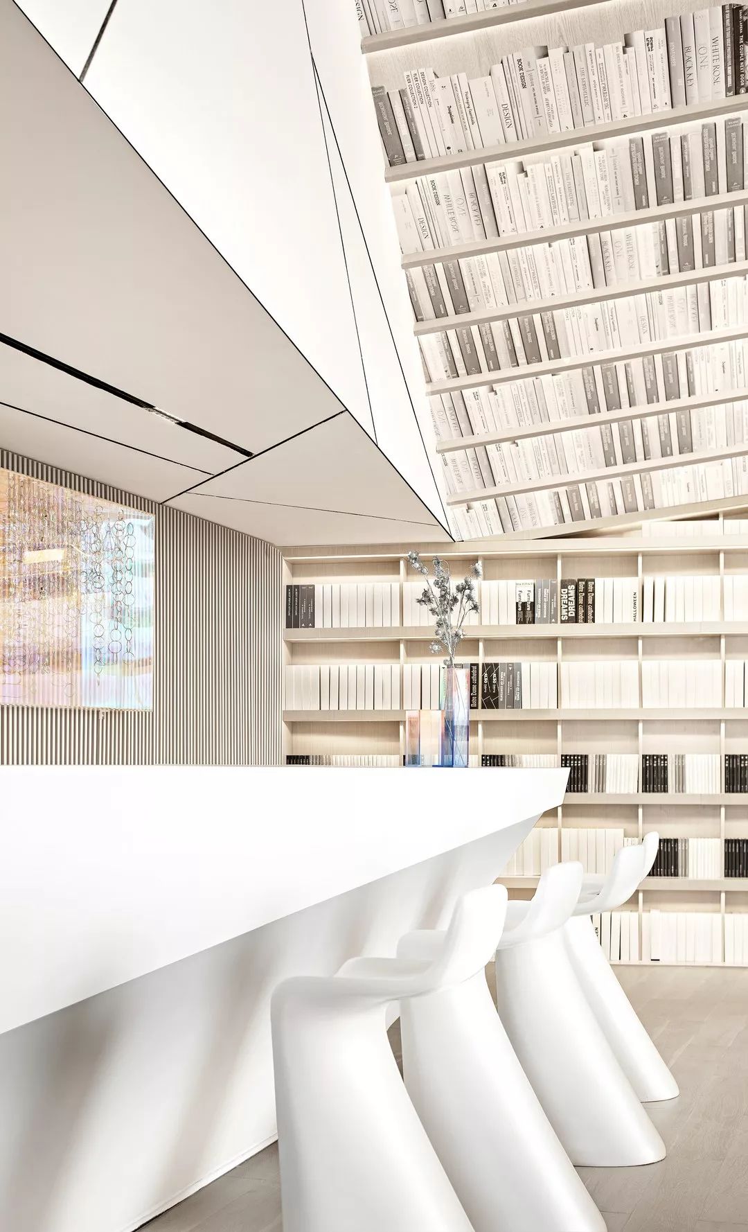 南昌旭辉宸悦江语院销售中心——活力水晶炫彩空间  矩阵纵横-15