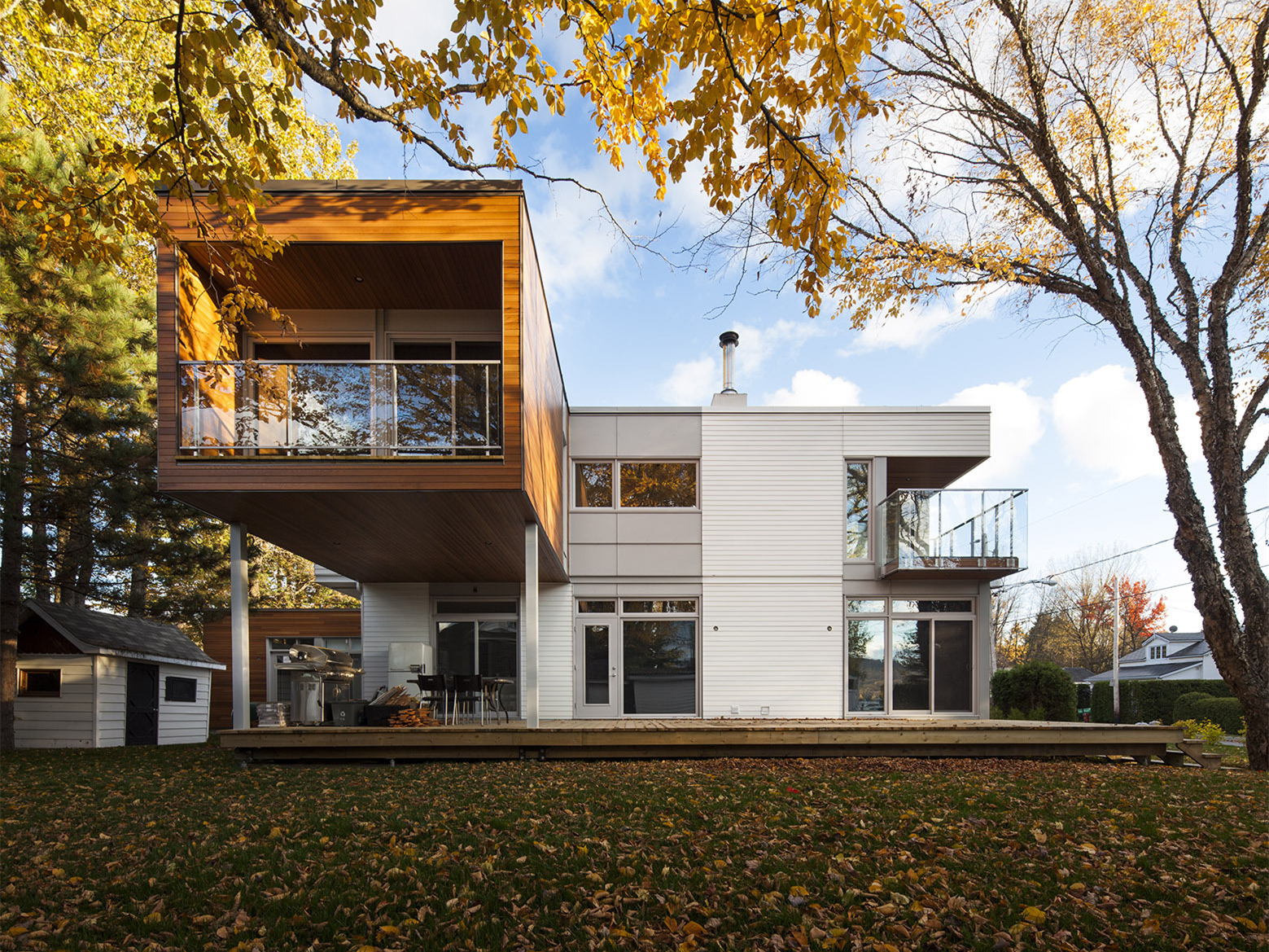 加拿大夏季别墅L型房子丨CCM2建筑事务所-12