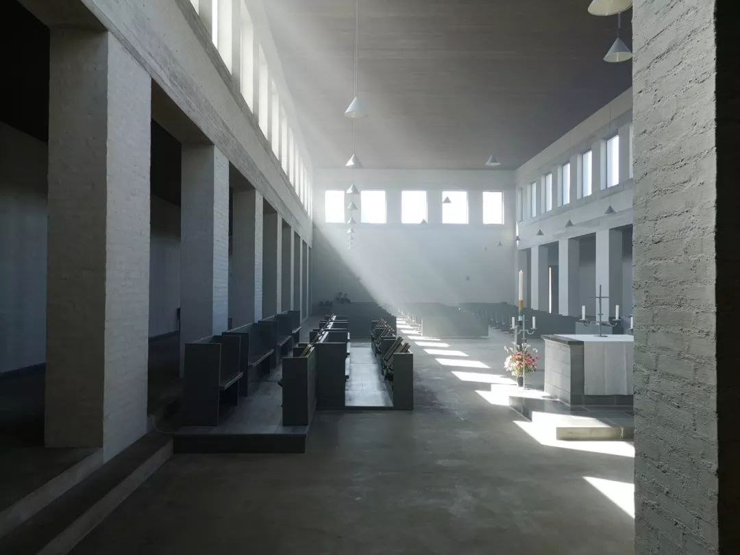 见筑l经典、传统、革新：“老中青”三代教堂大PK-64