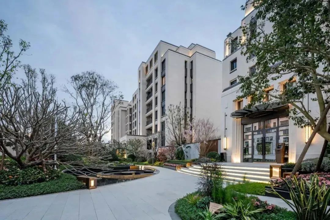 世茂帝封江 | 大都会风格立面设计，精雕细琢的古典韵味-29