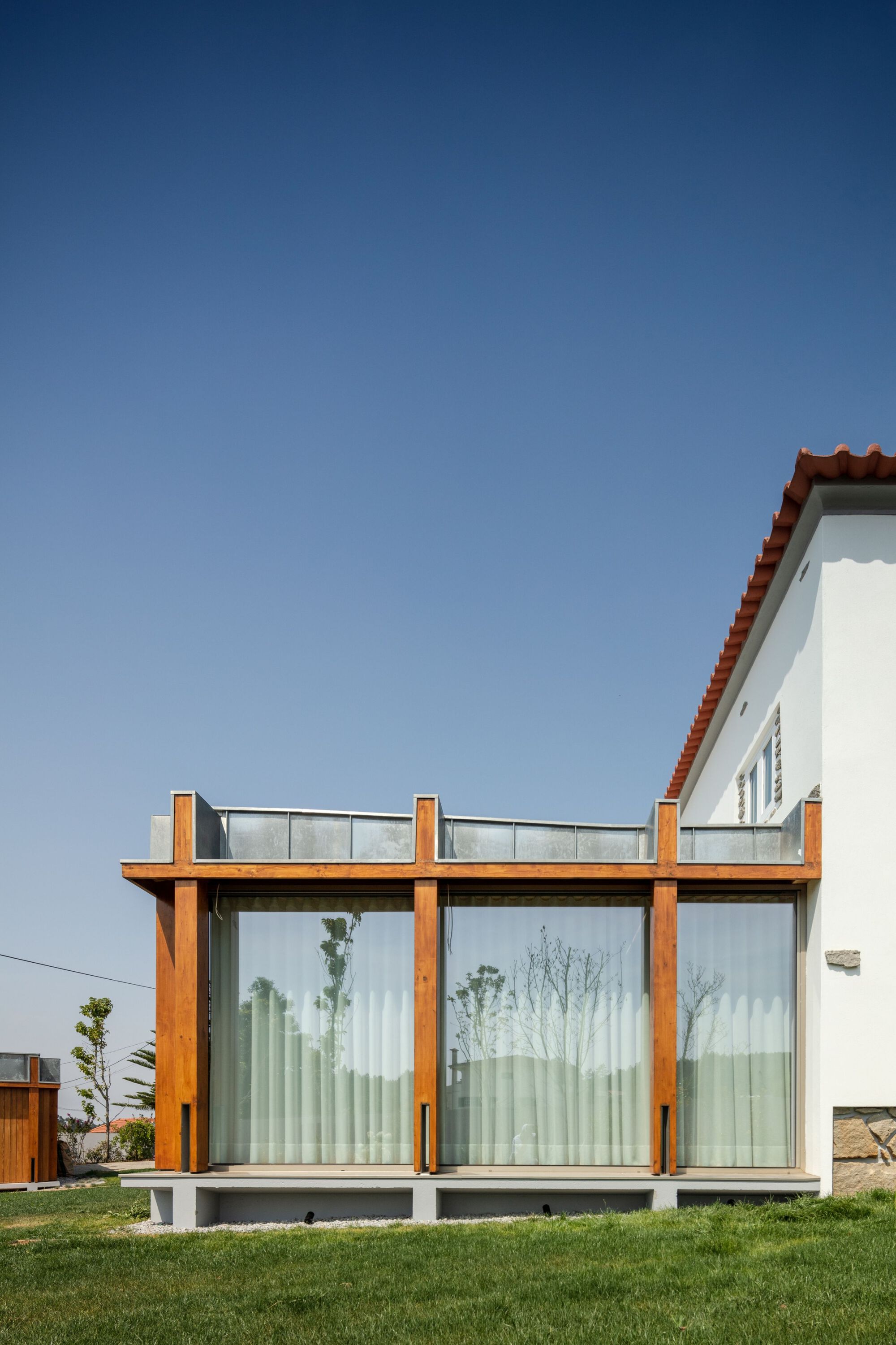 马西埃拉的房子丨葡萄牙丨Nelson Resende Arquitecto-11