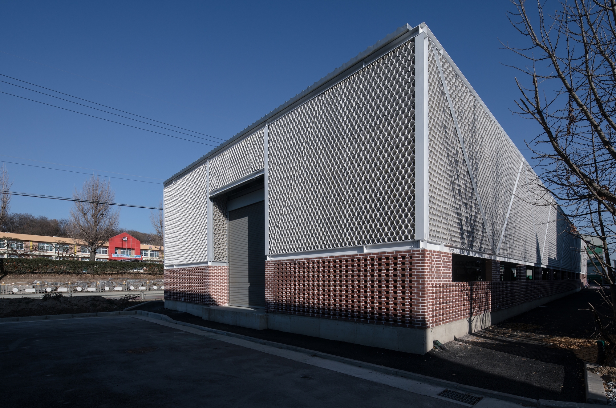 ASAN Warehouse  / Studio Atelier Maroo-27