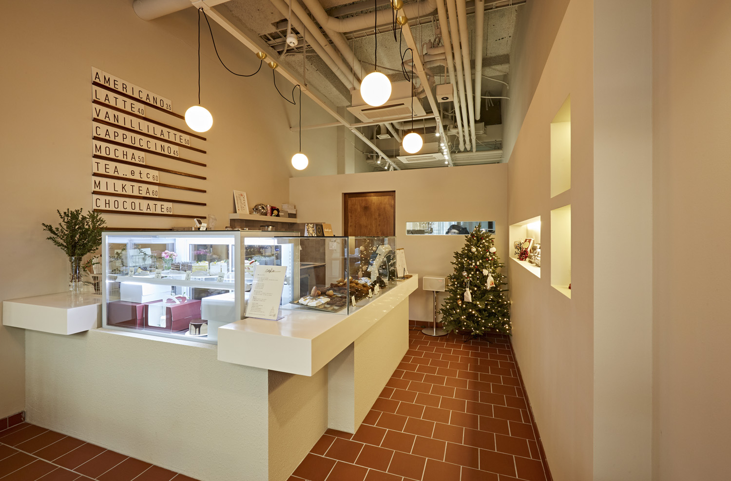 韩式小清新 14 坪甜品咖啡厅设计-5