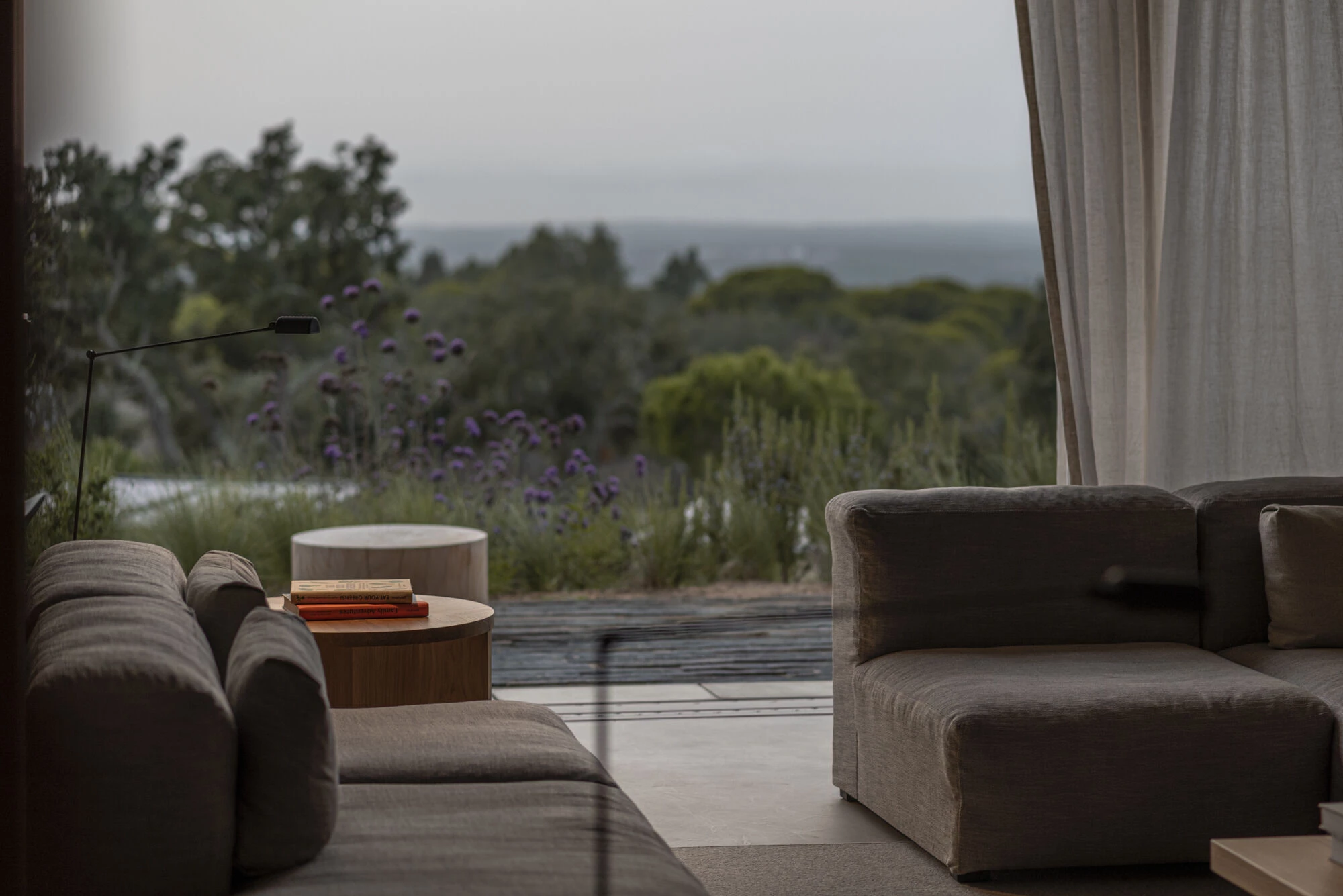 民宿建筑丨葡萄牙丨Aires Mateus Architects-69