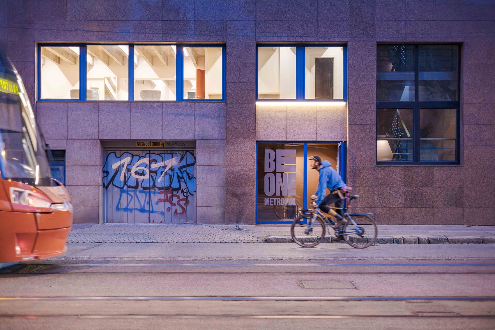 斯洛伐克Metropol公寓改造丨斯洛伐克布拉迪斯拉发丨BEEF ARCHITEKTI（作者Rado Buzinkay等）-6