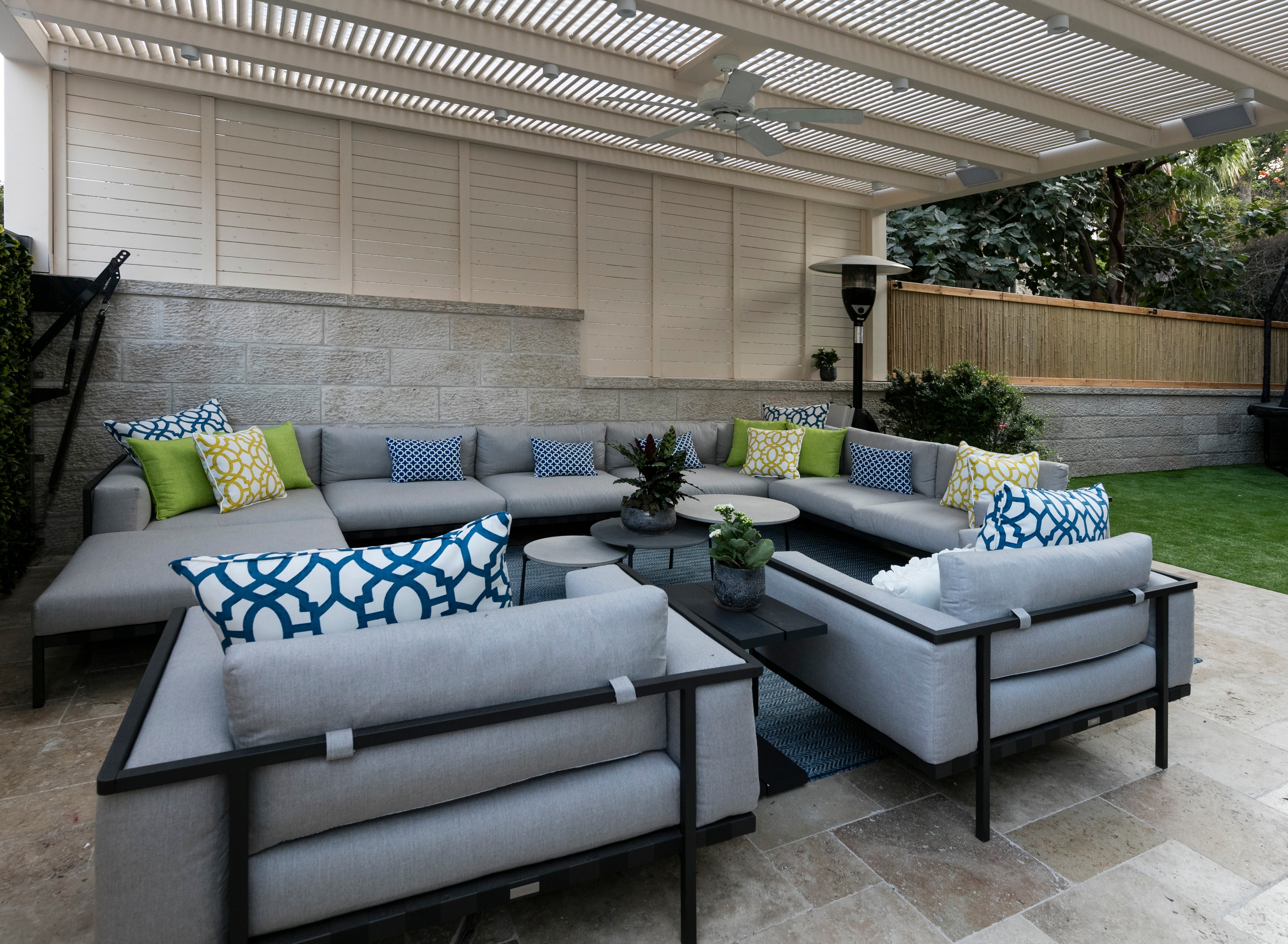 温馨宜居的灰色调空间-18