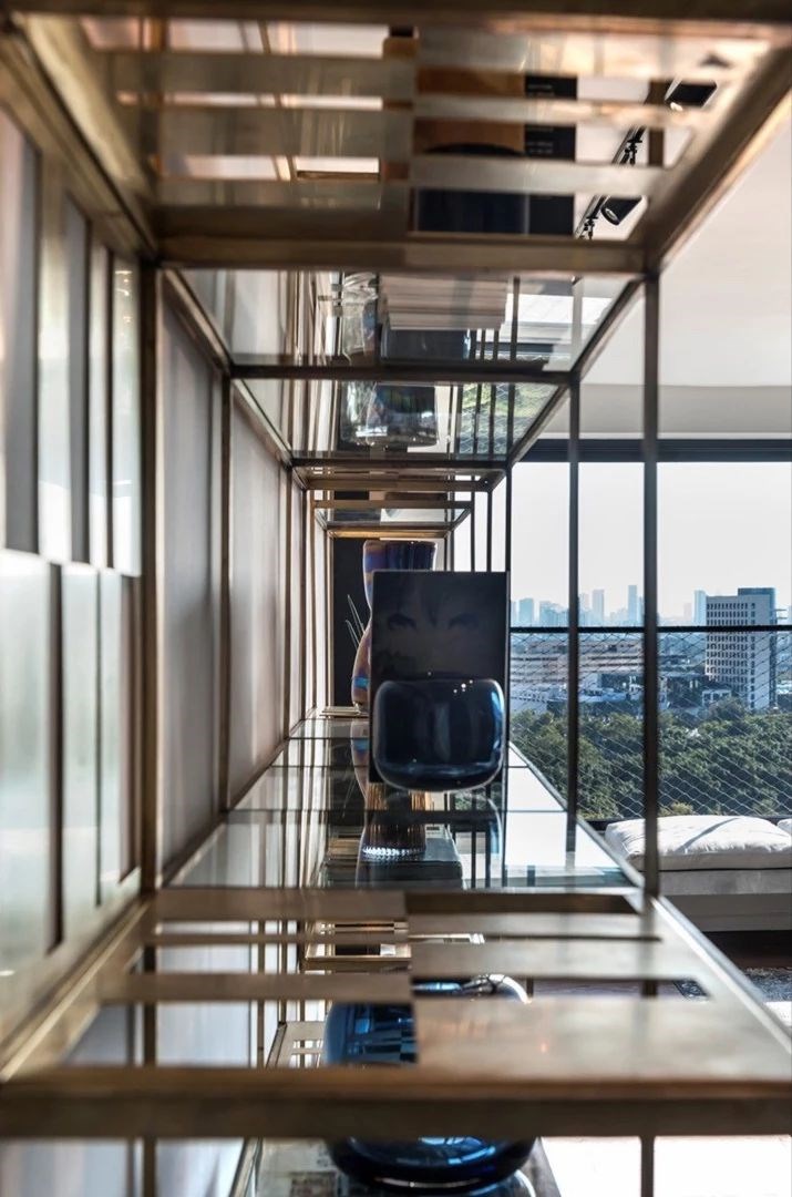 超有格调的高级黑设计，前卫与艺术的完美平衡！-41