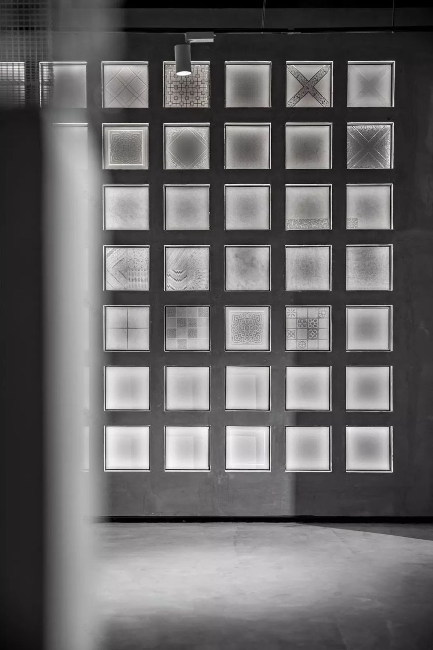 奥华定制家 | 四合院概念吊顶墙板展示空间-13