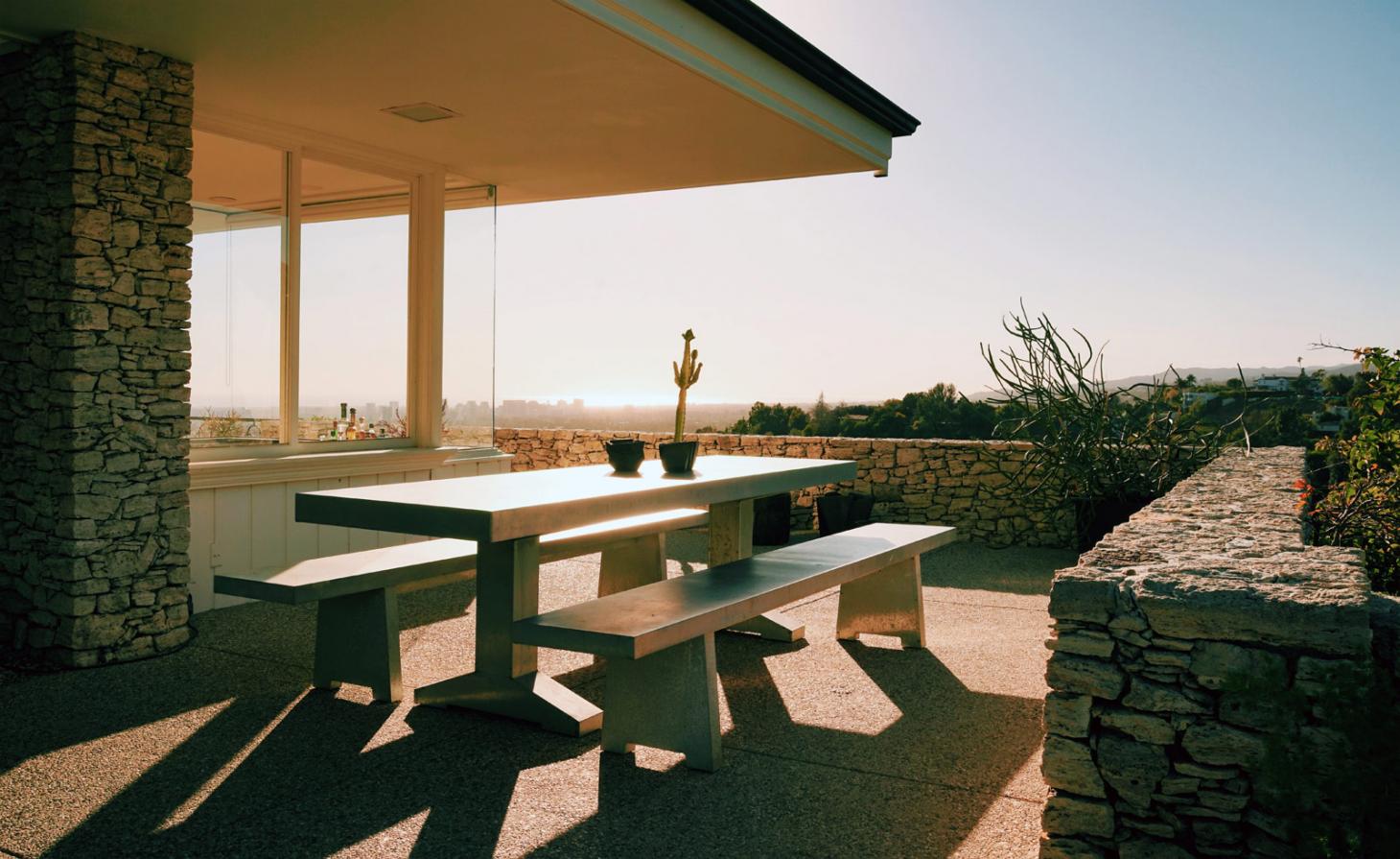 the future perfect elvis presley home beverly hills-19