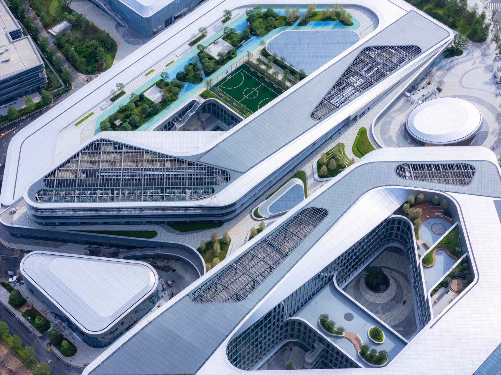 小鹏汽车新总部丨中国广州丨weico建筑事务所,华阳国际等多家-26