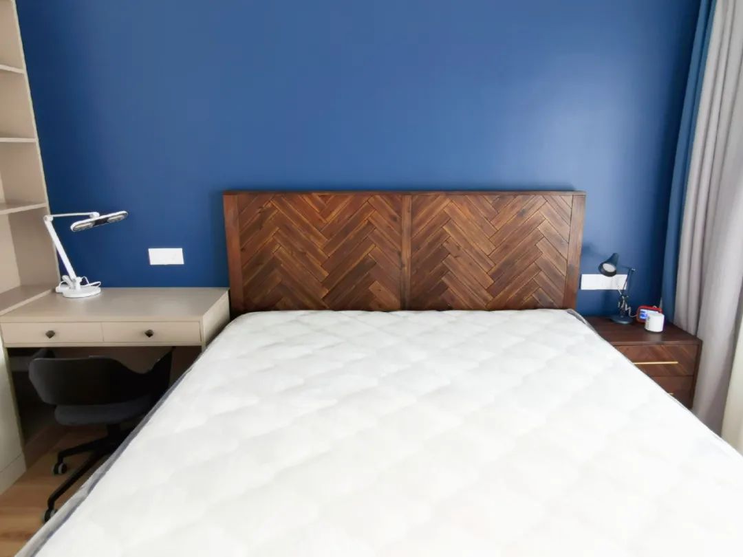 90㎡程序员家居，设备柜、地台、咖啡吧一应俱全-78