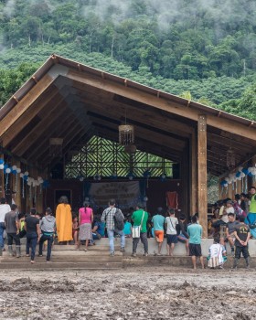 New Community Center for Otica Native Community / Semillas