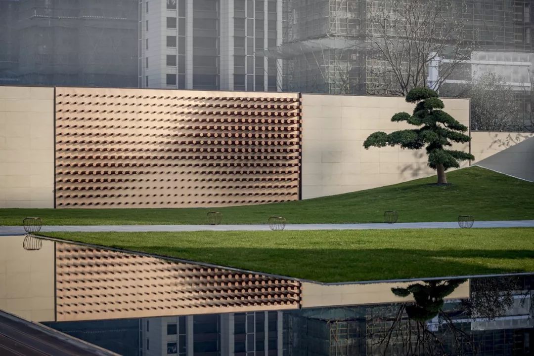 喧嚣之外 静谧之中 | 华润紫玥台示范区景观-5