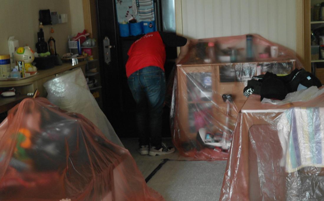 
上海浦东新区康桥路明装暖气片安装效果图 -5