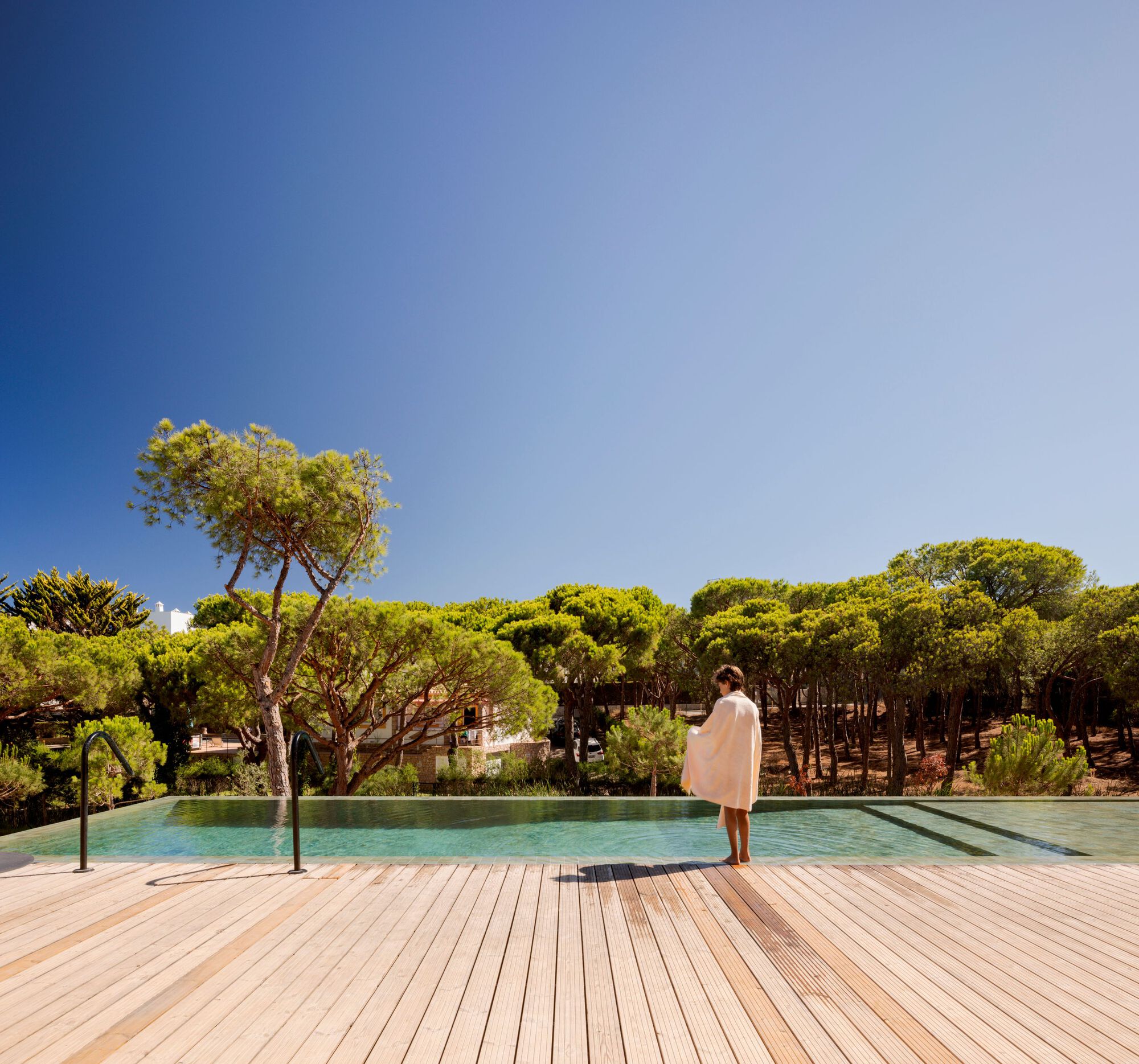 普拉亚韦尔德的房子丨葡萄牙丨Atelier Central Arquitectos-46