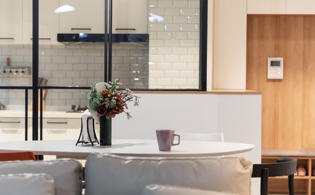 三代同堂的 20 平米幸福空间设计-7