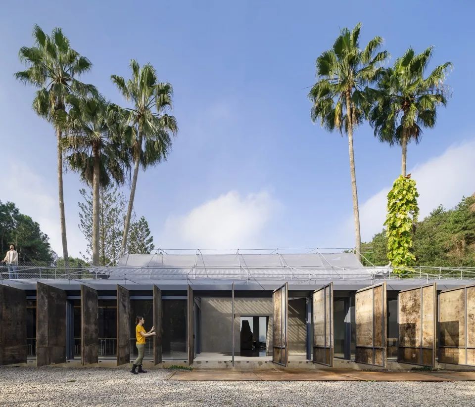 苗栗香格里拉乐园自然教室 | 岩石与银网的生态奇观-12