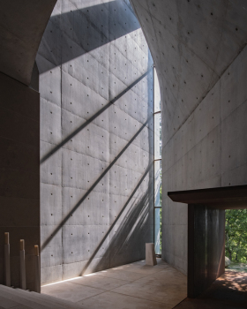 葡萄牙自然景观中的冥想空间丨Studio Nicholas Burns