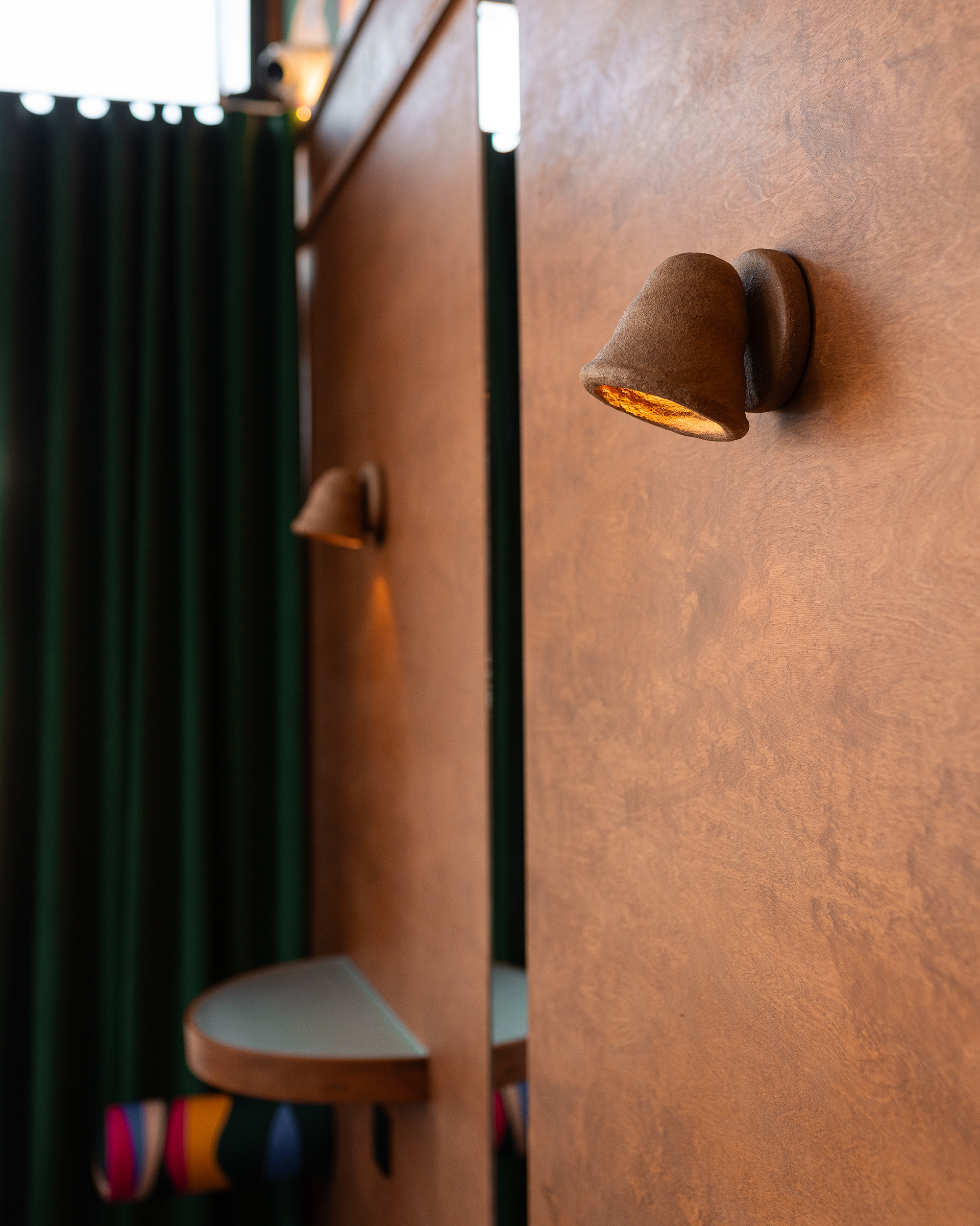 爱芝野甜品酒吧

注：由于OI CHI YE可能并非常见词汇，推测为品牌名音译，这里按发音给出一种可能的翻译，若有特定含义请提供更多背景信息 丨乌克兰基辅-14