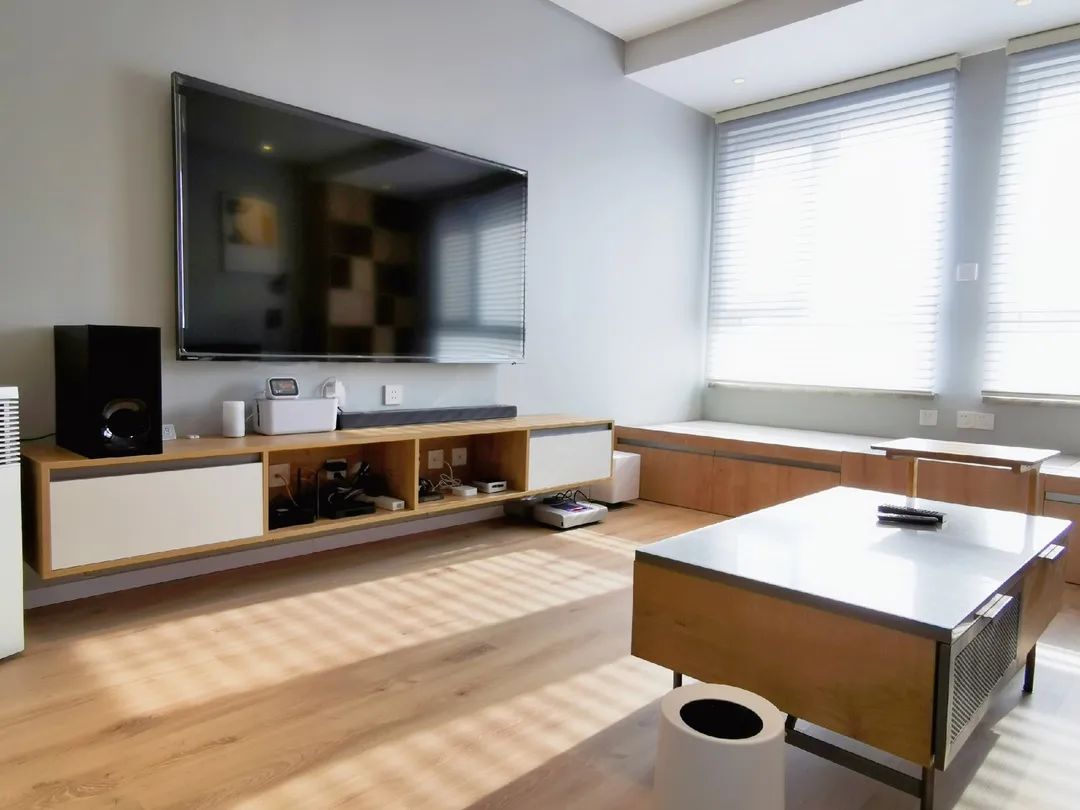 90㎡程序员家居，设备柜、地台、咖啡吧一应俱全-42