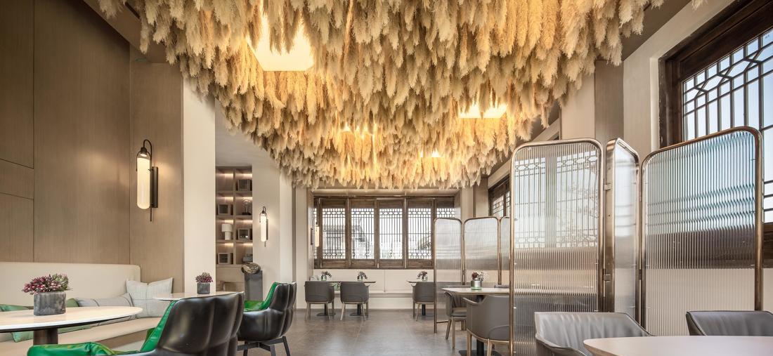 绿地·溱水小镇执人执味咖啡馆丨中国郑州丨锐度-11