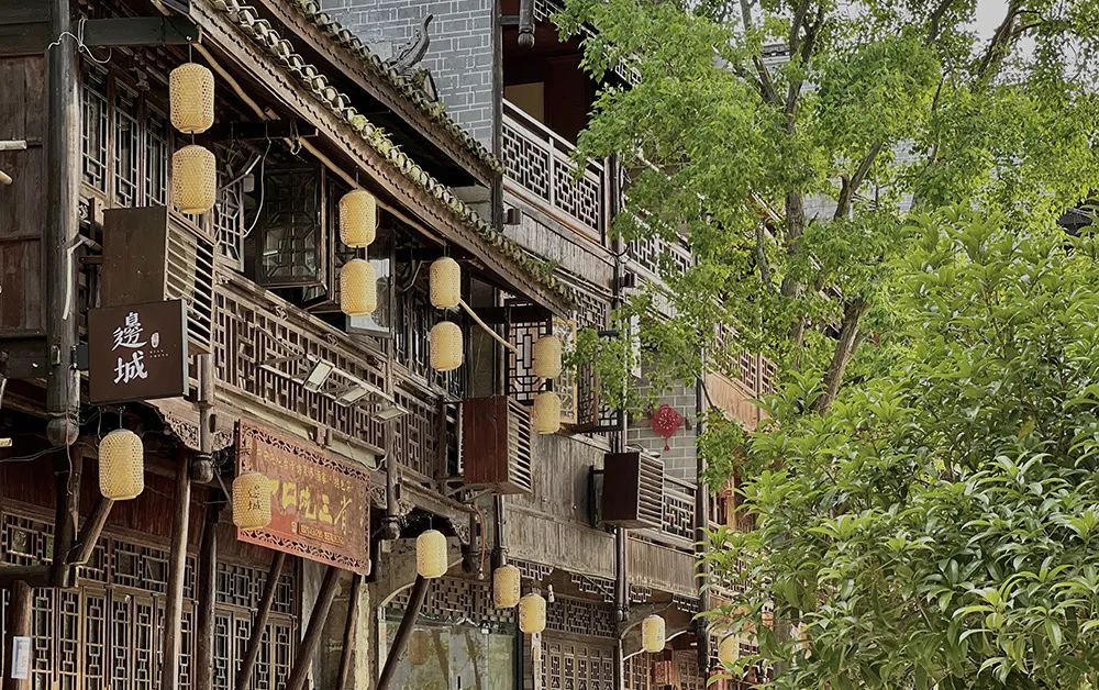 边城重生 · 沈从文故里茶峒古镇的创意改造丨中国湘西丨JAMA角马设计-16