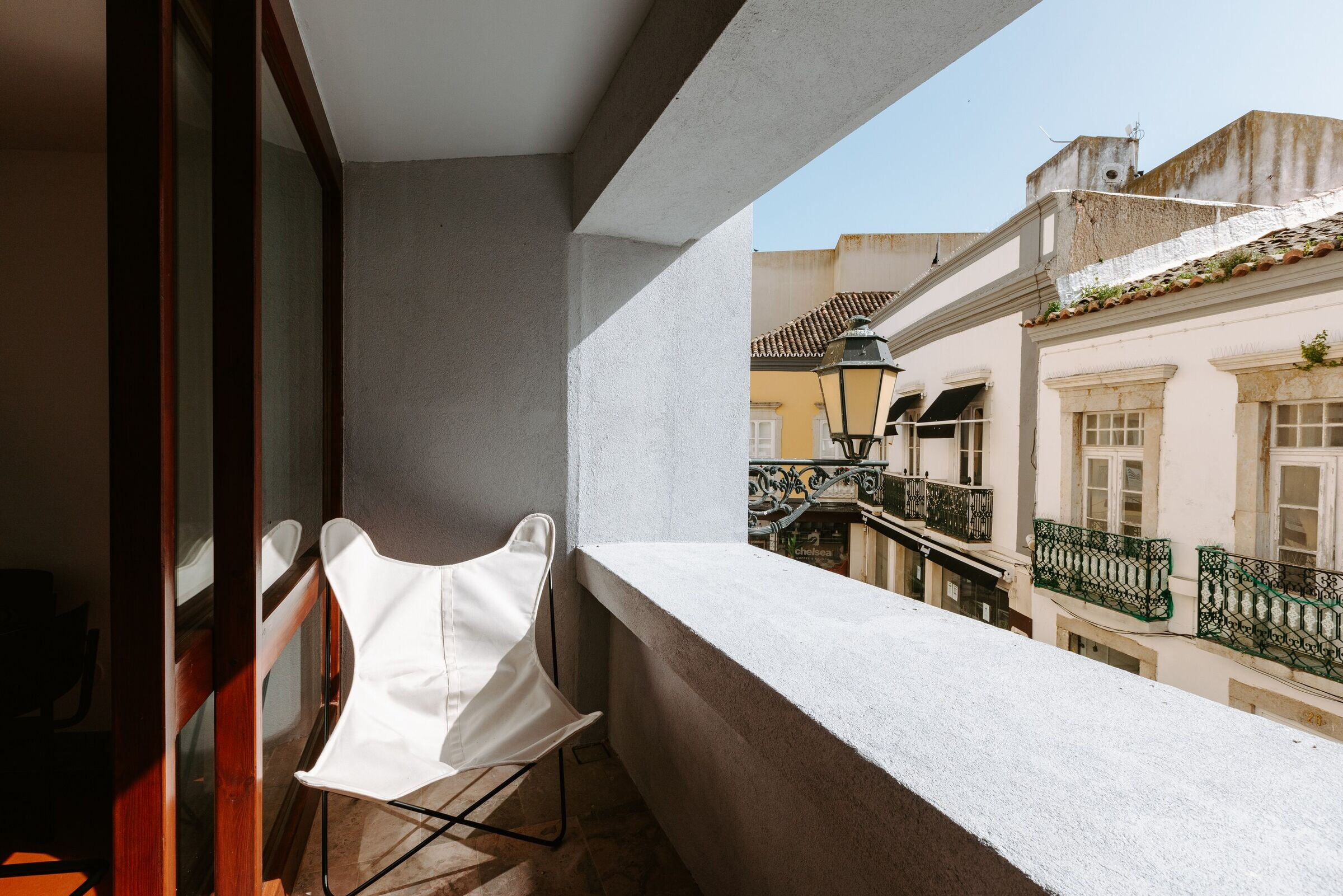 Faro 的“现代主义”酒店丨葡萄牙法鲁丨PAr-24