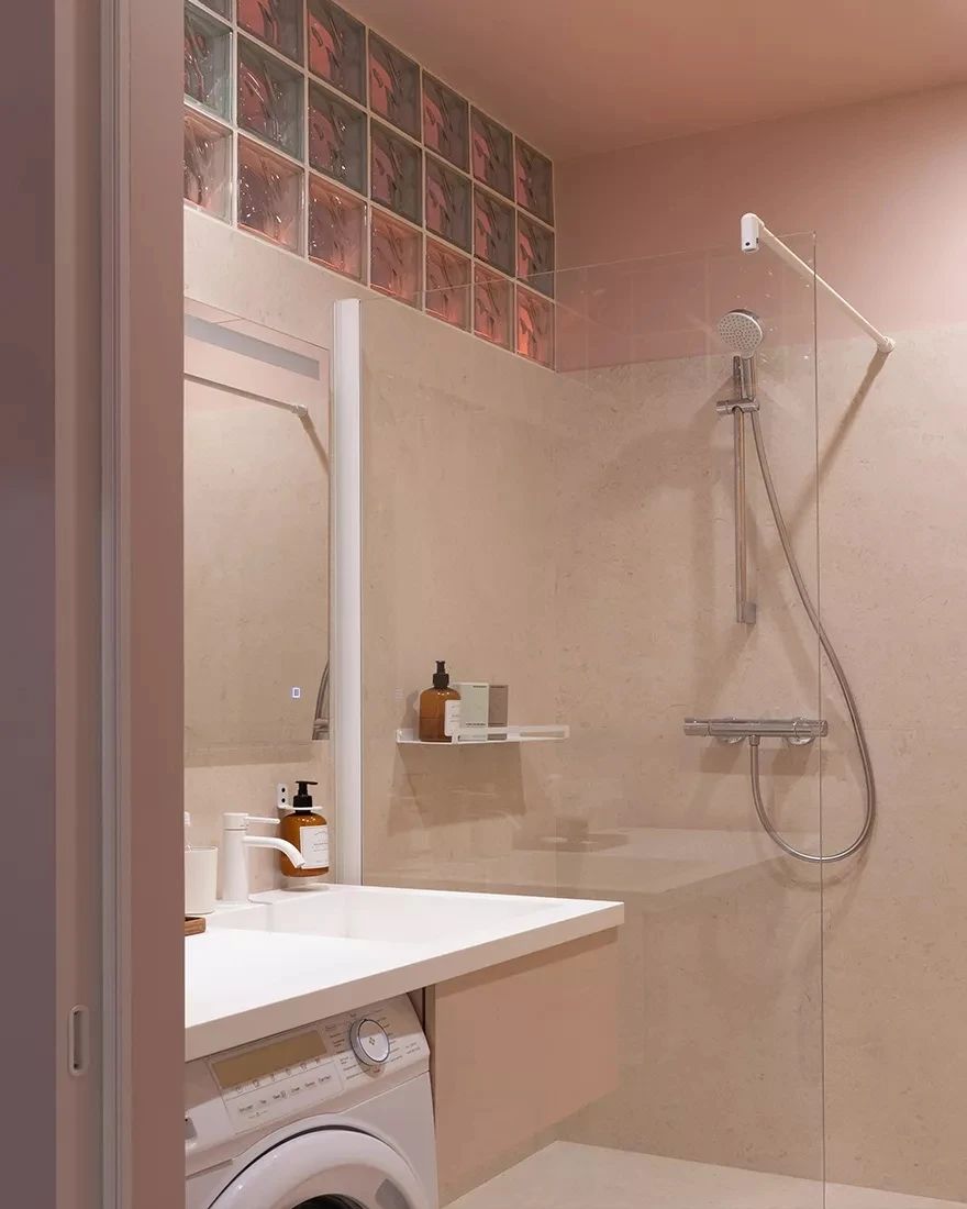 40㎡玻璃砖小宅丨Tatyana Ponomareva 和 Olga Elizarova-28