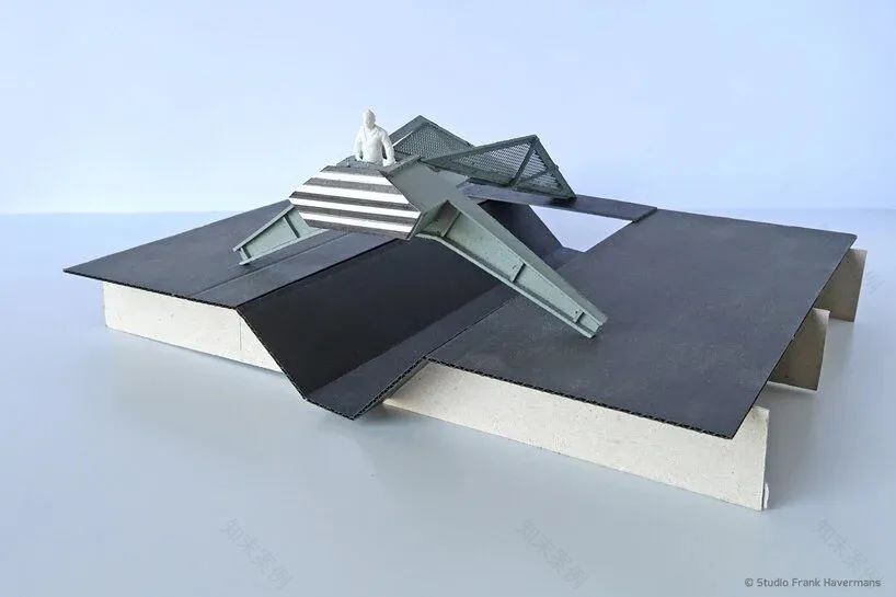 荷兰边界农业机械艺术装置丨GGH 设计机构-19