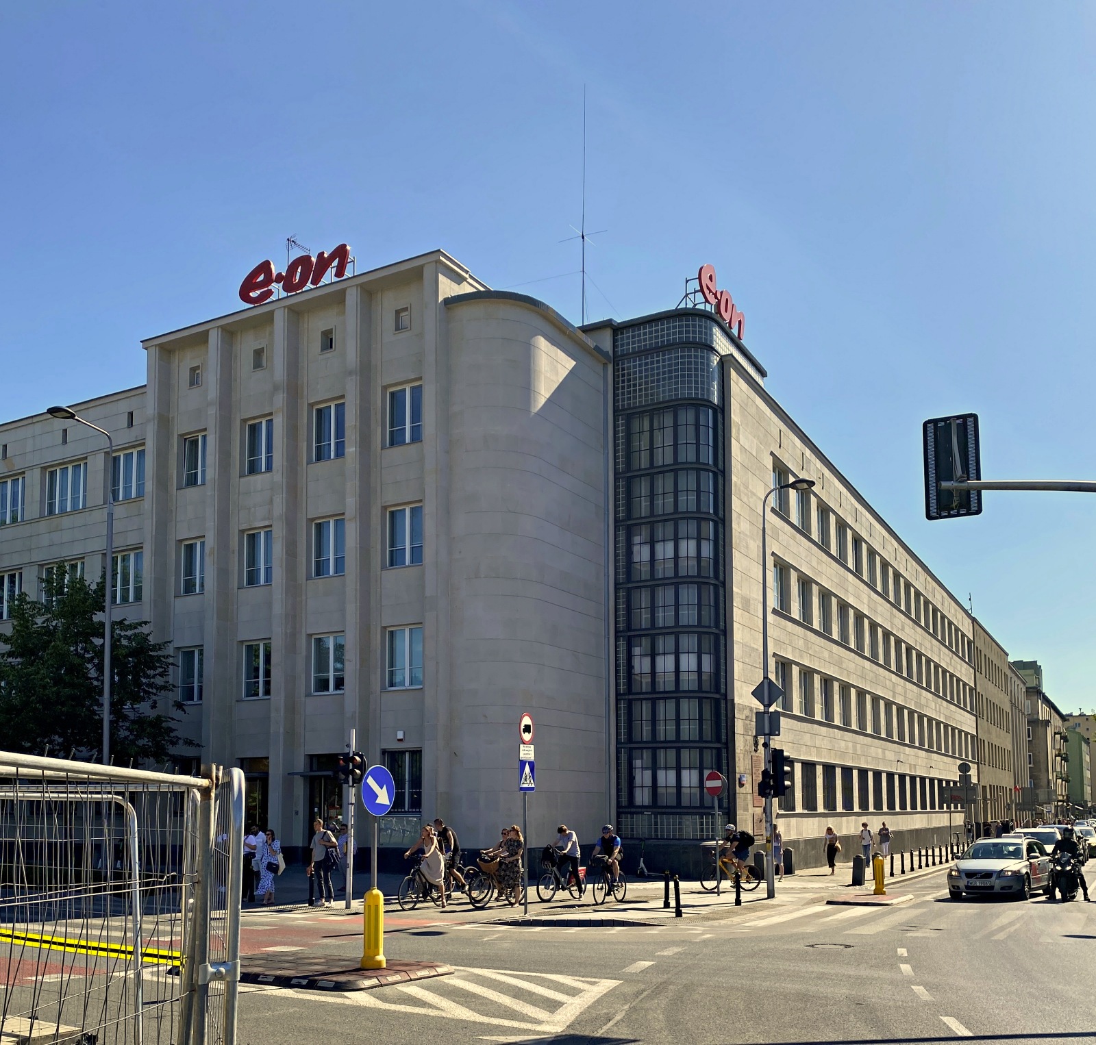 华沙波维什卢发电厂行政大楼外立面翻新丨波兰华沙-47