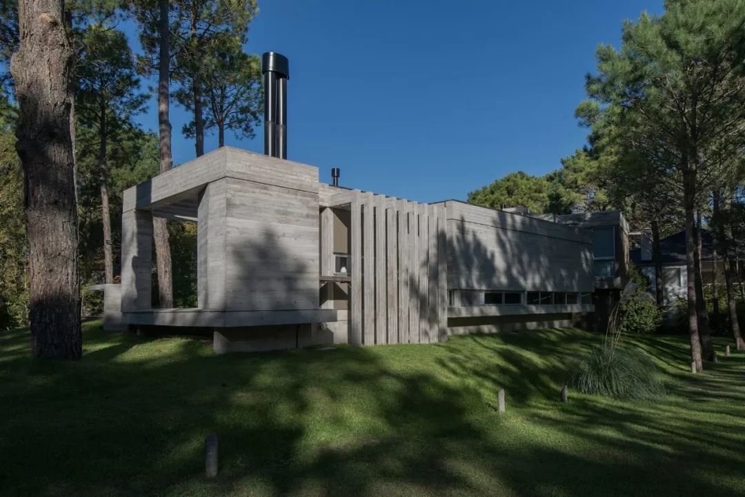 Galera 建筑工作室 | 光、空间与形式的平衡探索-47