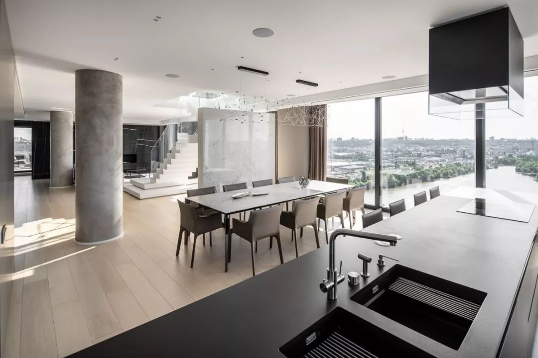 MONO architects 打造顶层公寓,诠释自由空间与光线之美-31