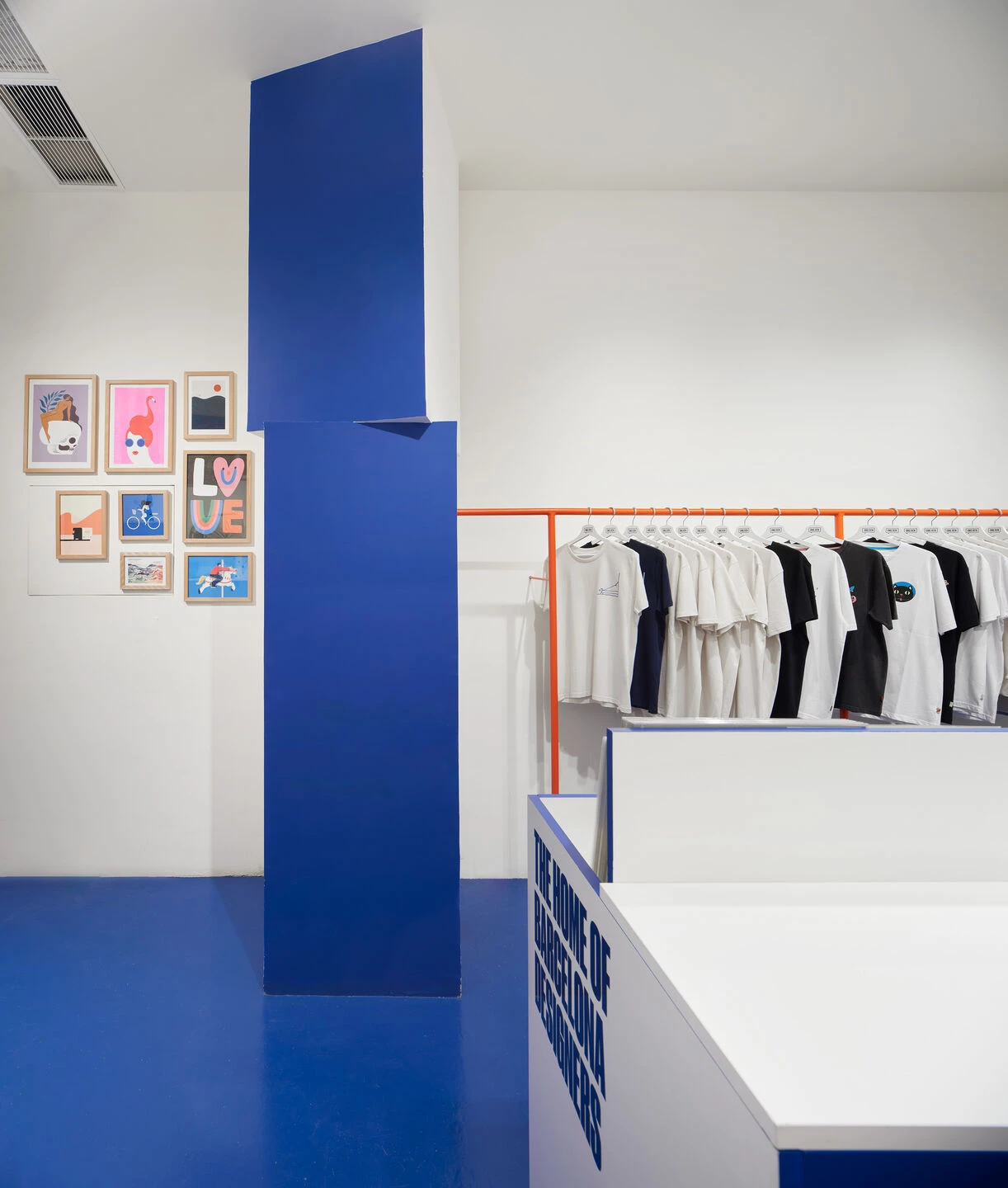 克莱因蓝服装店丨西班牙巴塞罗那-21