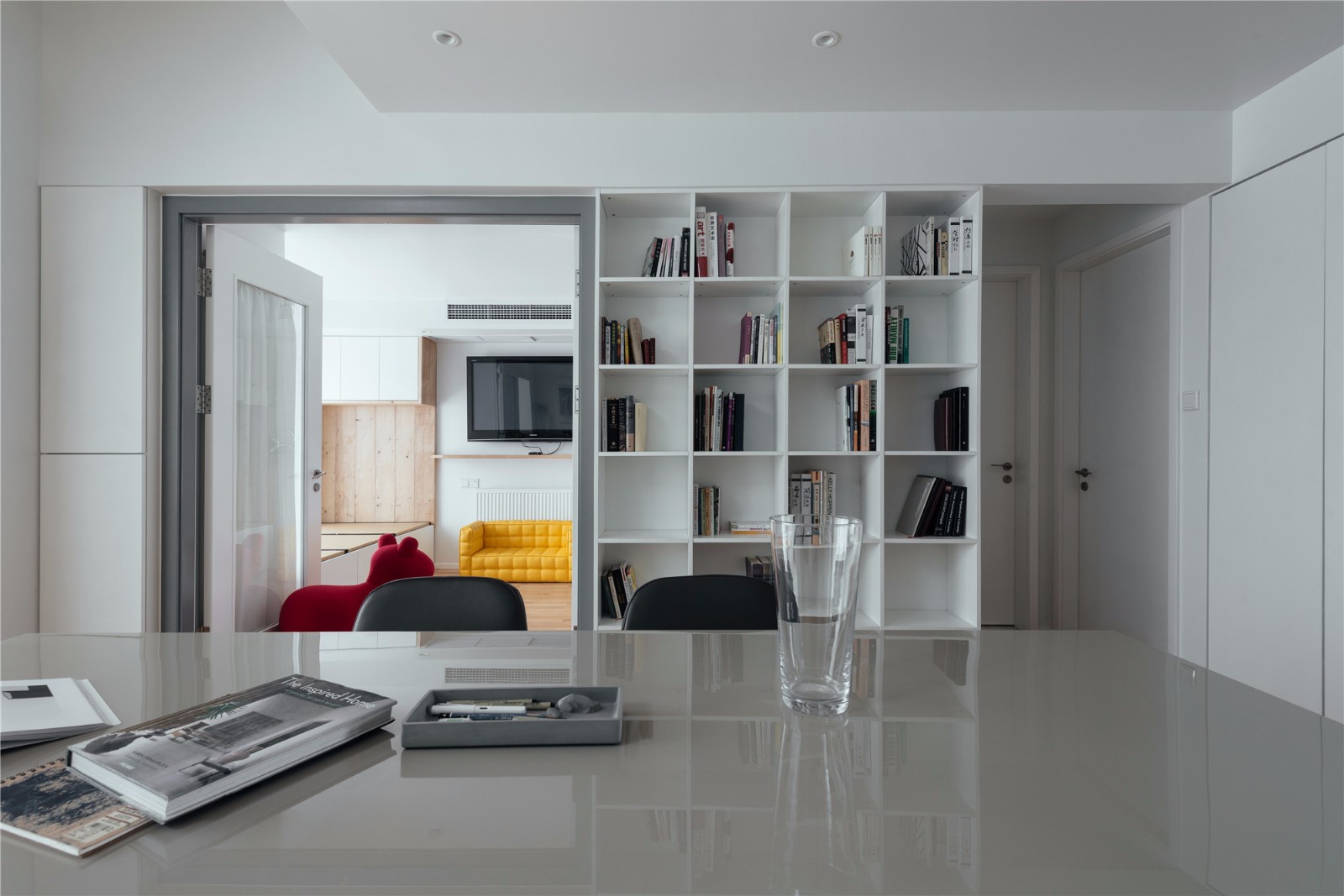 现代简约木质住宅 以勒设计诠释自然之美-16