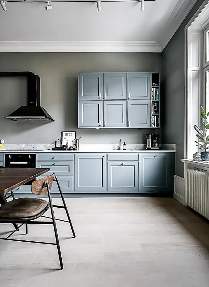 瑞典古典公寓的复古工业蓝灰色设计-4