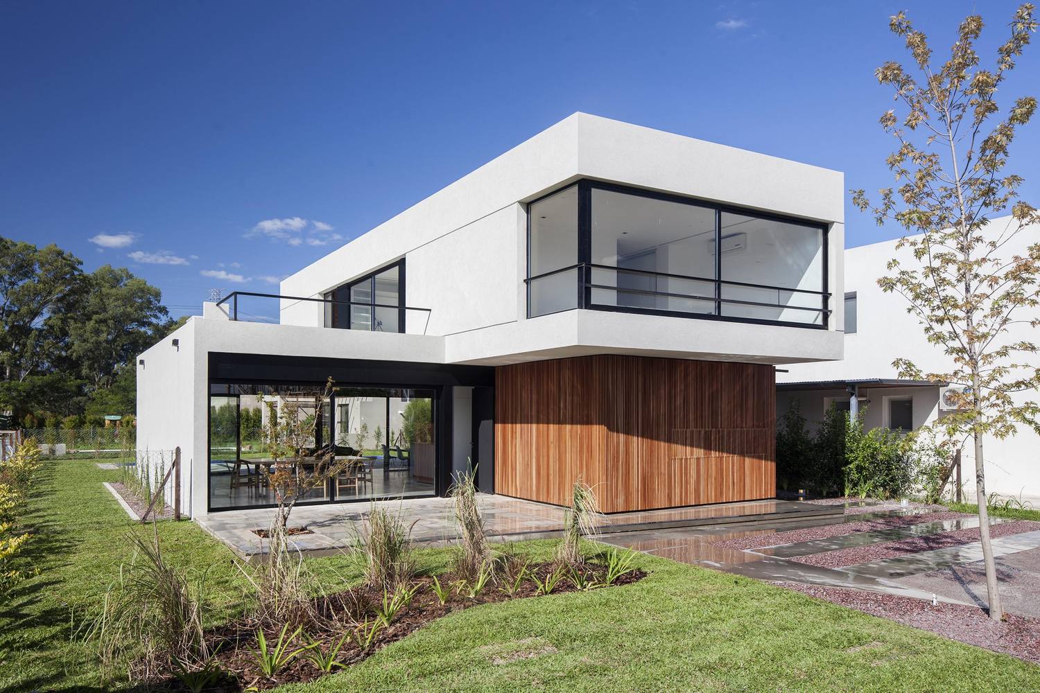 诺德尔塔绿意盎然的家庭住宅-35