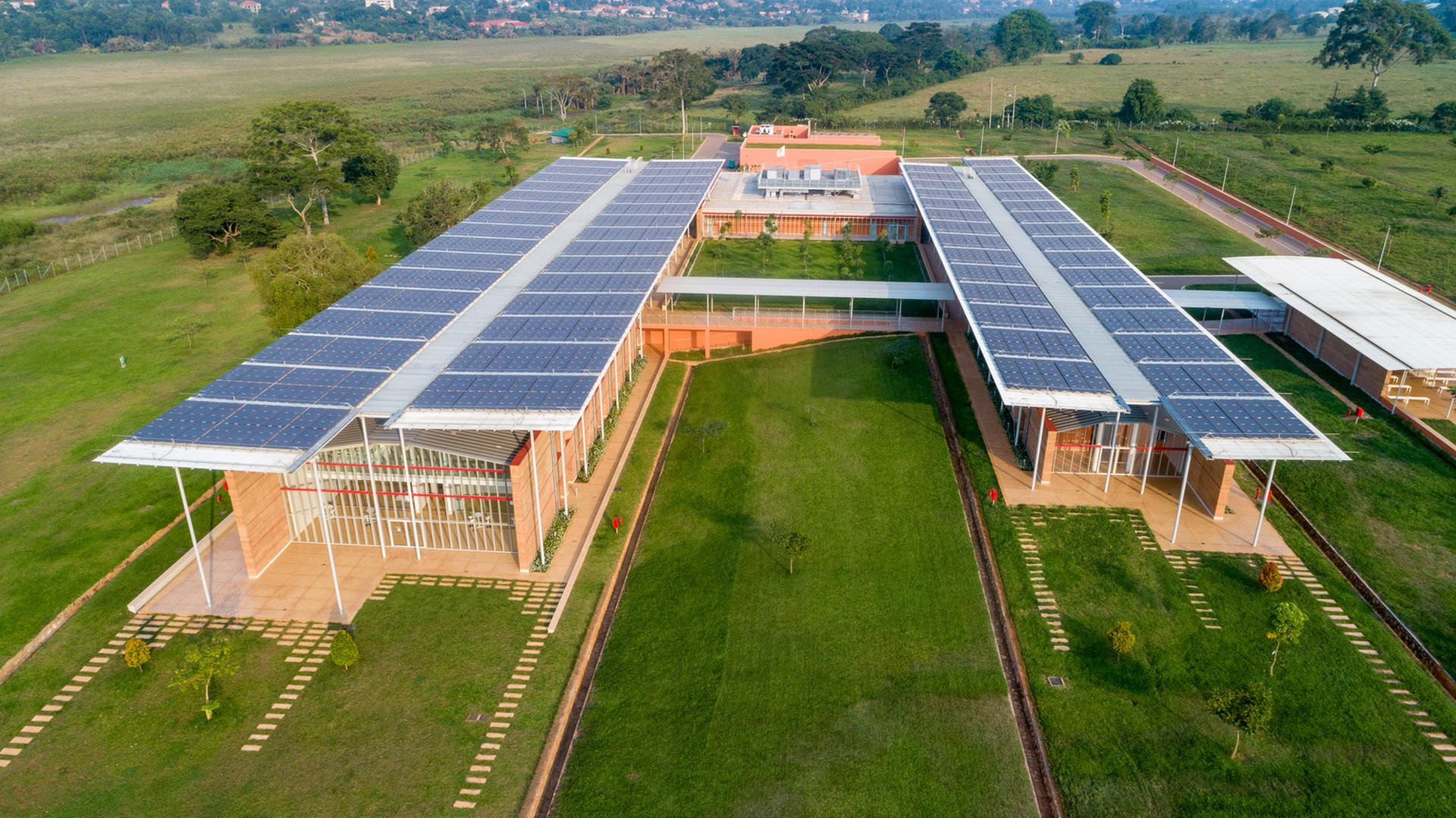 乌干达儿科手术卓越中心丨伦佐·皮亚诺建筑工作室,TAMassociati工作室-24