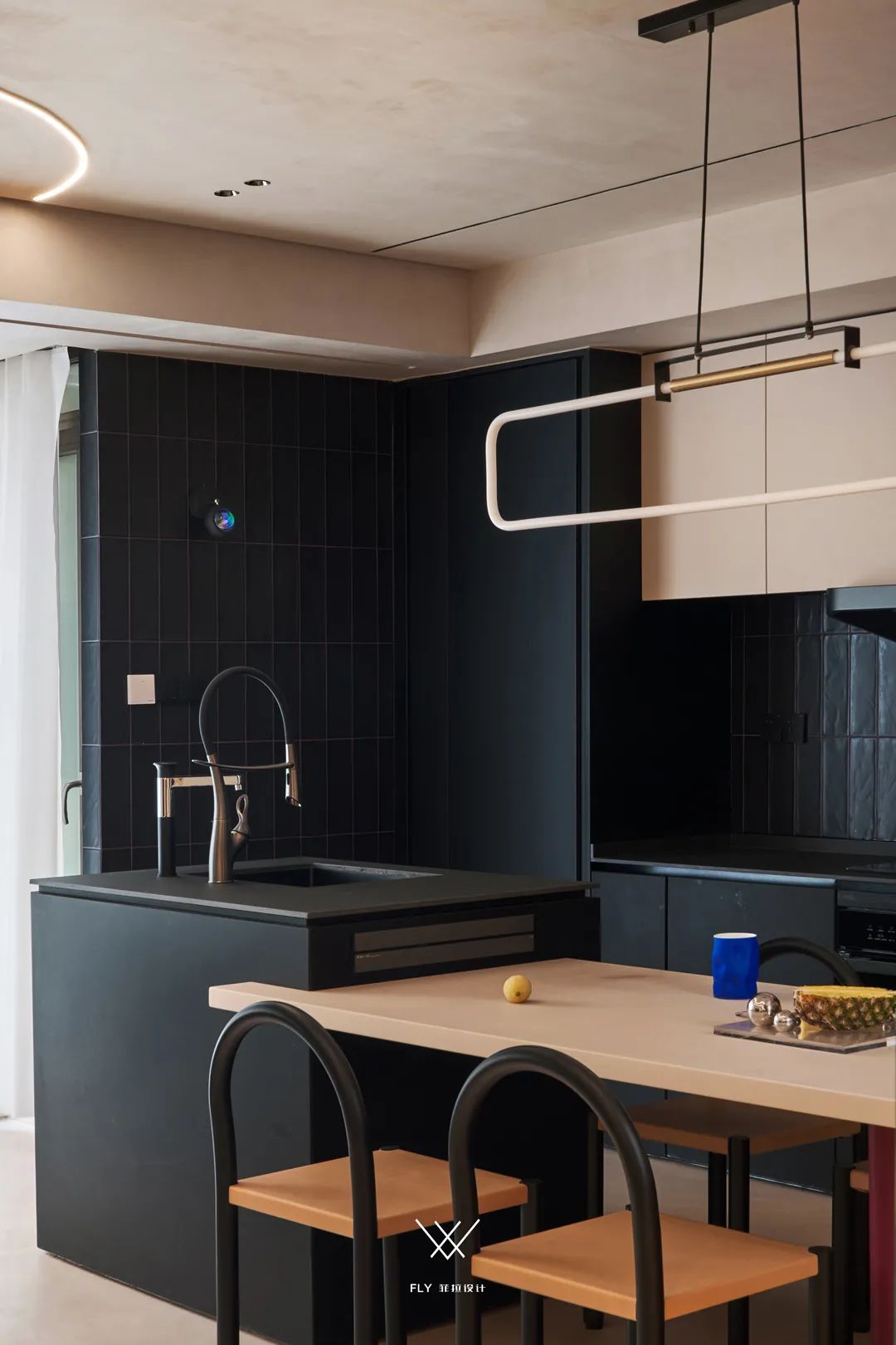 跃层空间的艺术共融 · 89 方菲拉设计之家丨中国杭州-31