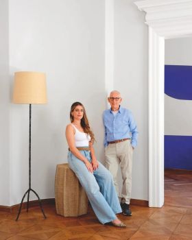 不设厨房也没有沙发，失去挚爱的画廊主选择这样造家