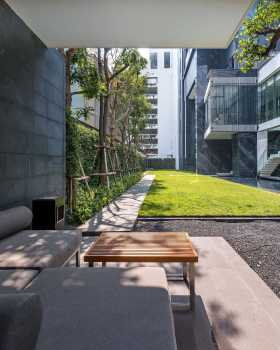 光与反射 · LAB 总部办公景观设计丨泰国曼谷丨Landscape Architects of Bangkok