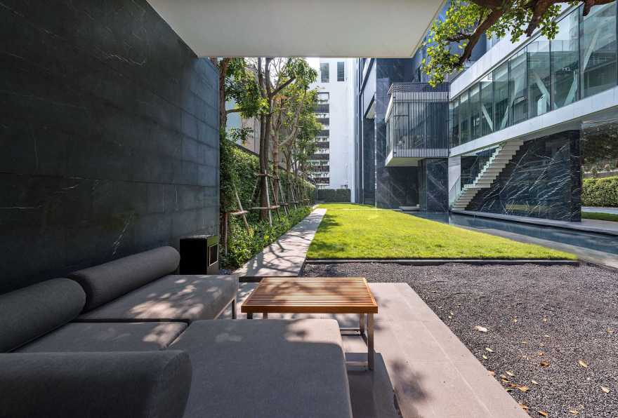 光与反射 · LAB 总部办公景观设计丨泰国曼谷丨Landscape Architects of Bangkok-5