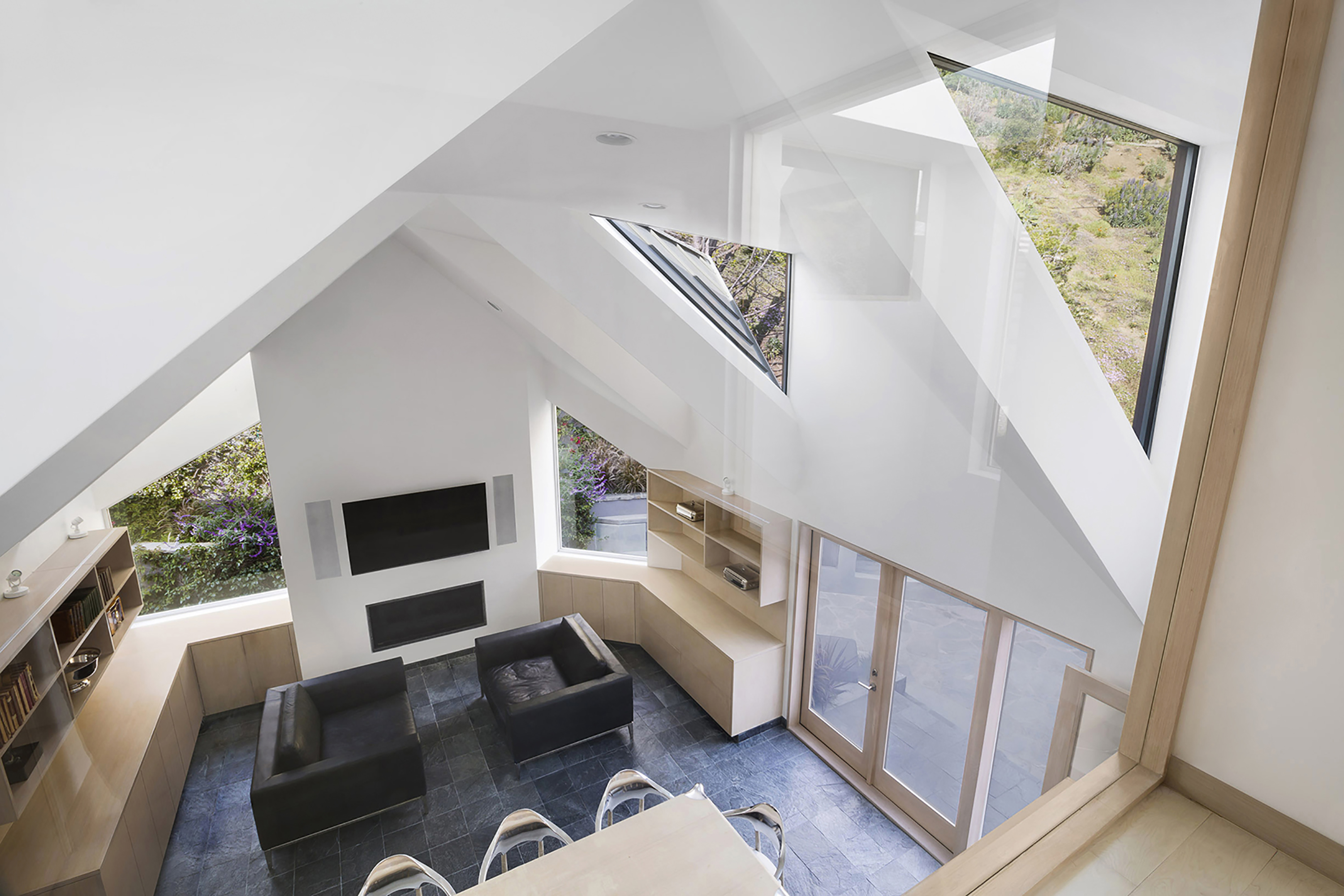 加州 Malibu 卫星办公住宅 | 融入环境的折叠空间-14