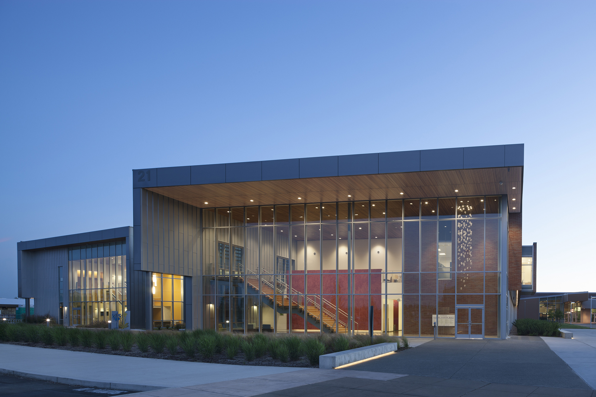 绿色环保的健康科学大楼-4