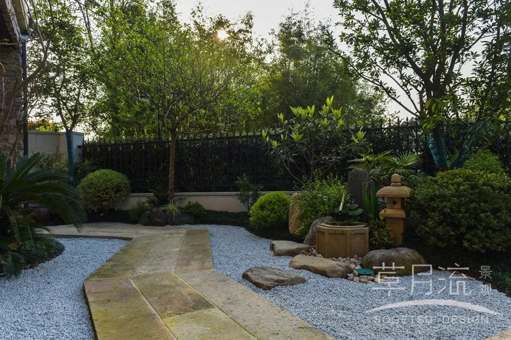 富春山居庭院-10