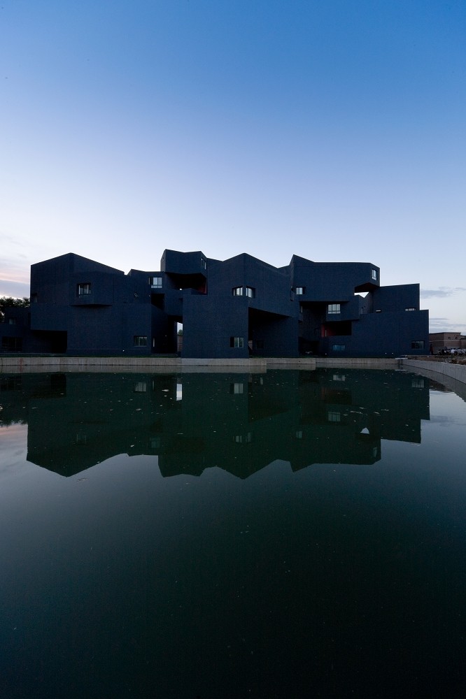 理性和意外的碰撞，徐甜甜的宋庄艺术公社-3