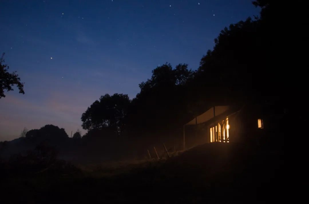 24 平米橡木小屋,绿色可持续的城市商业产品-25