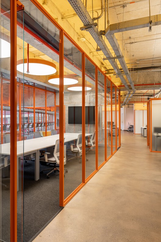 巴西利亚长颈鹿办公室丨巴西巴西利亚丨BLOCO Arquitetos-20